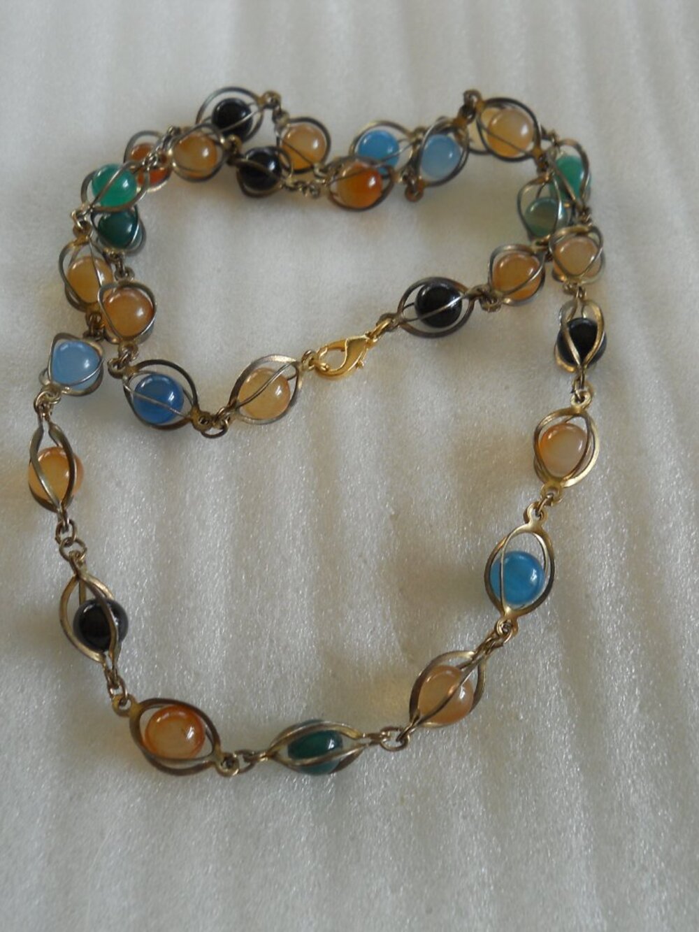 Caged Bead Necklace  531 - Picture 2 of 3
